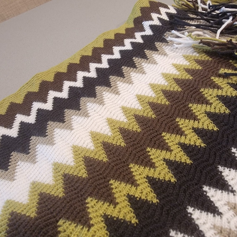Vintage Zig Zag Throw Blanket Modern Grandma Multicolor Fringe Loose Woven Mint*